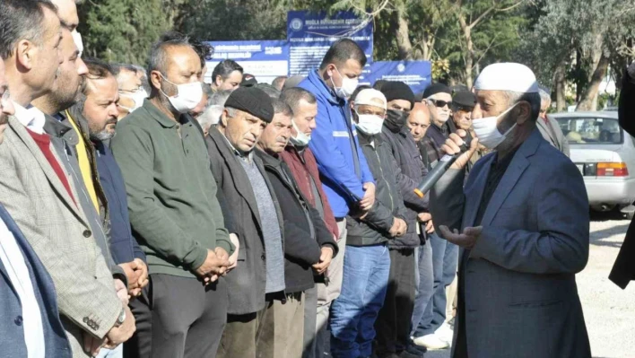 Depremde Hayatını Kaybeden Fethiyeli Sağlık Görevlisi Toprağa Verildi