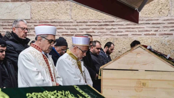 Depremde hayatını kaybeden Hatay İŞKUR İl Müdürü toprağa verildi