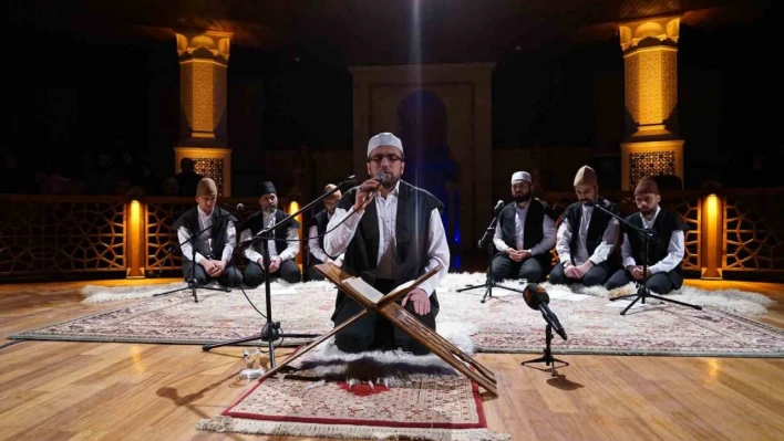 Depremde hayatını kaybedenler Konya'da dualarla anıldı