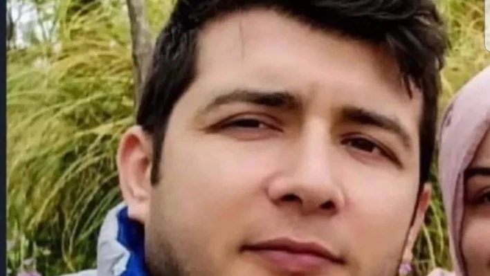 Depremde vefat eden sağlıkçı Sındırgı'da toprağa verildi