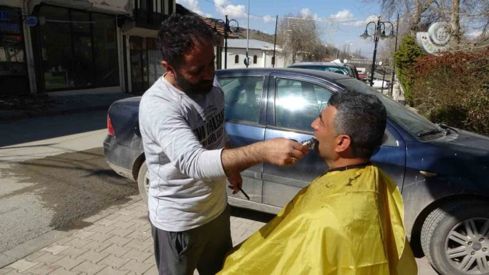 Depremin vurduğu Malatya'da esnaf normale dönmeye çalışıyor