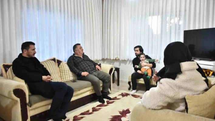 Depremzede aileler yalnız bırakılmıyor