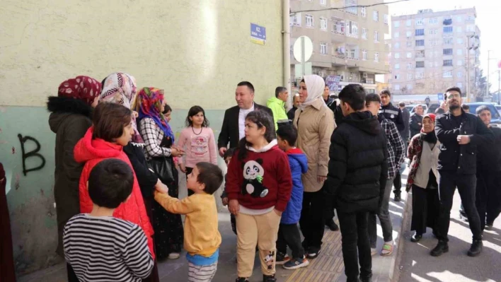 Depremzedelerin güvenilir barınma sorunu için belediye başkanı devreye girdi