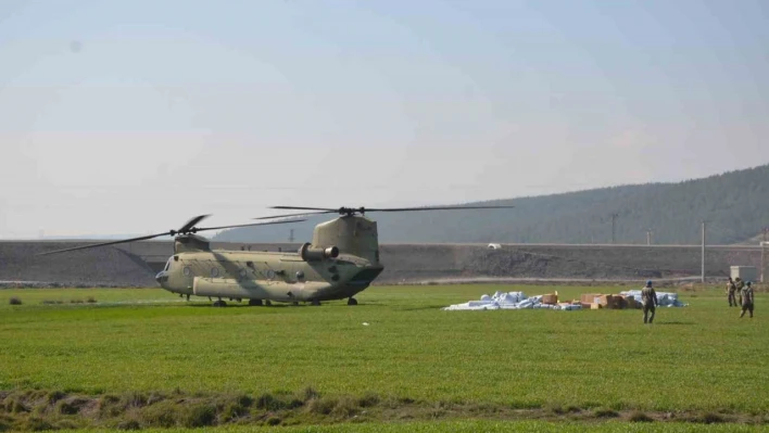 Devlet hem havadan hem karadan yardımları ulaştırıyor