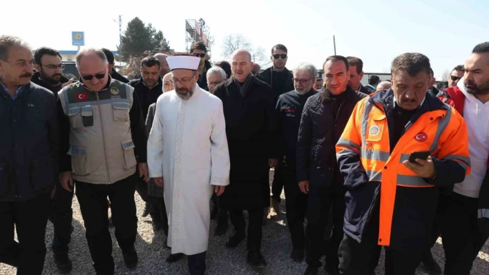 Diyanet İşleri Başkanı Erbaş, Malatya'da incelemelerde bulundu