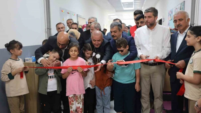 Elazığ'da 'Özel Sınıf' düzenlenen törenle açıldı