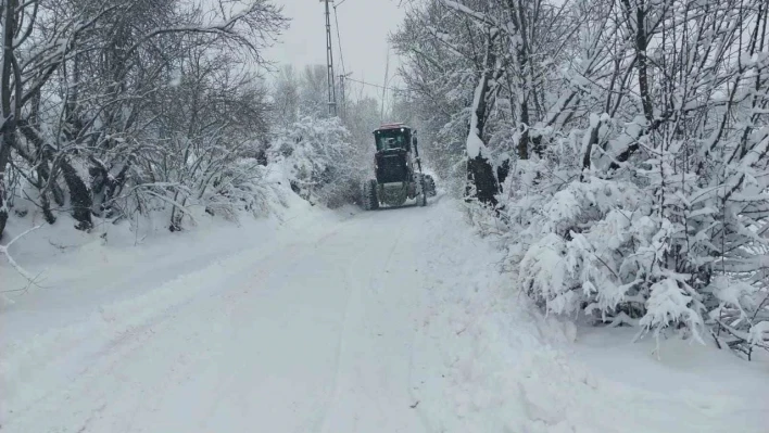 Elazığ'da 162 köy yolu ulaşıma kapandı