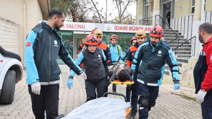 Elazığ'da deprem ve yangın tatbikatı gerçekleştirildi