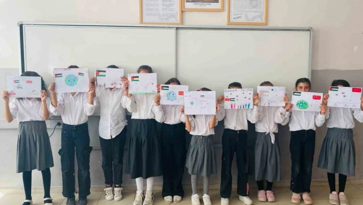 Elazığ'da öğrencilerden Filistin'e destek
