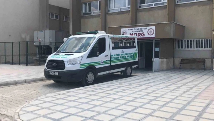 Elazığ'da patpat motoru devrildi: 1 ölü, 1 yaralı