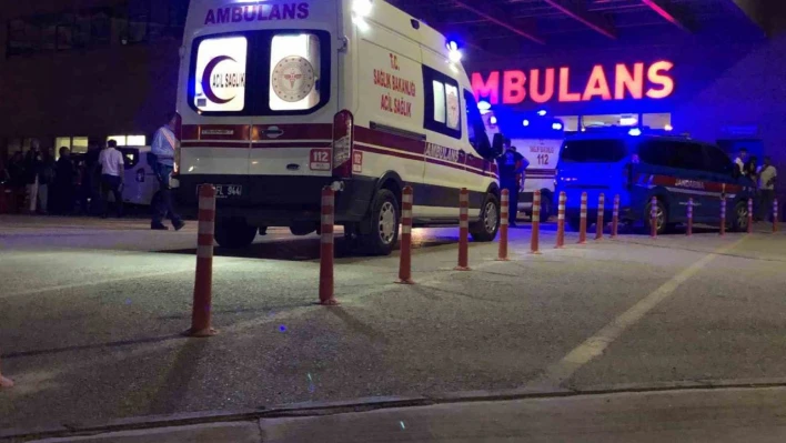 Elazığ'da serinlemek için baraj gölüne giren çocuk boğuldu
