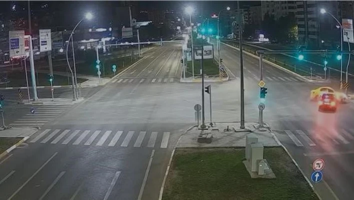 Elazığ'da taksiyle otomobil çarpıştı: 2 yaralı