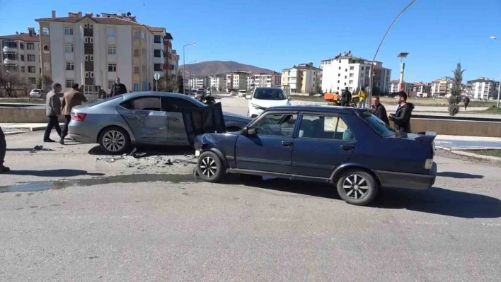 Elazığ'da trafik kazası: 1 yaralı