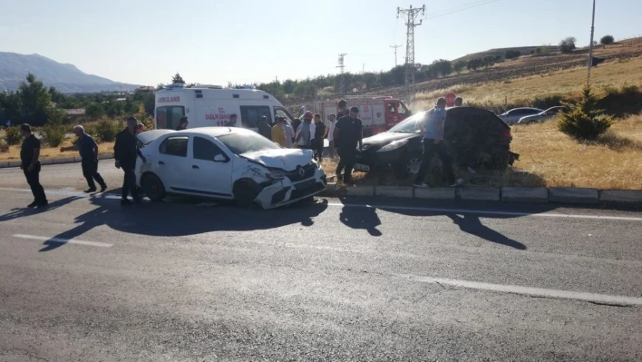 Elazığ'da trafik kazası: 1 yaralı