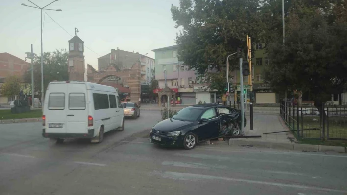 Elazığ'da trafik kazası: 1 yaralı