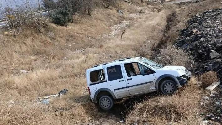 Elazığ'da trafik kazası: 2 yaralı