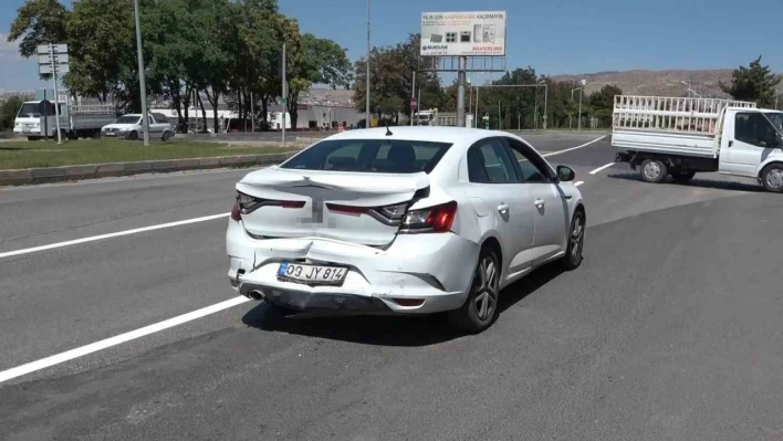 Elazığ'da trafik kazası: 3 yaralı