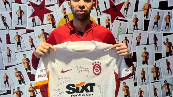 Emre Taşdemir, Fatih Karagümrük maçında gol attığı formayı depremzedeler için bağışladı