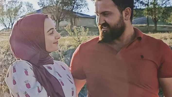 Enkaz altında kalan karı koca çift Bozüyük'te toprağa verildi