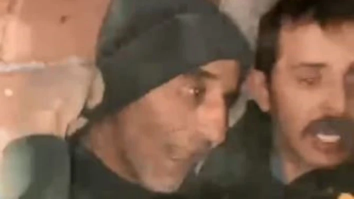 Enkazdan 66 saat sonra çıkarıldı, şehadet parmağını havaya kaldırarak 'Allah işinizi rast getirsin Allahu Ekber' dedi
