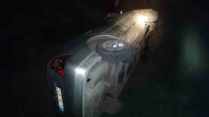 Erzincan'da trafik kazası: 2 yaralı