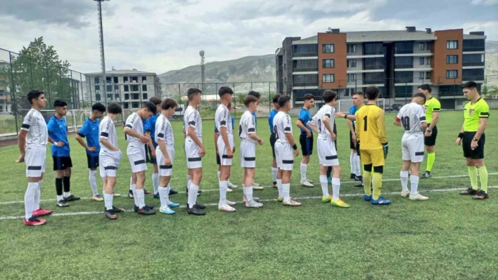 Erzincan'da U15 Türkiye Şampiyonası düzenleniyor