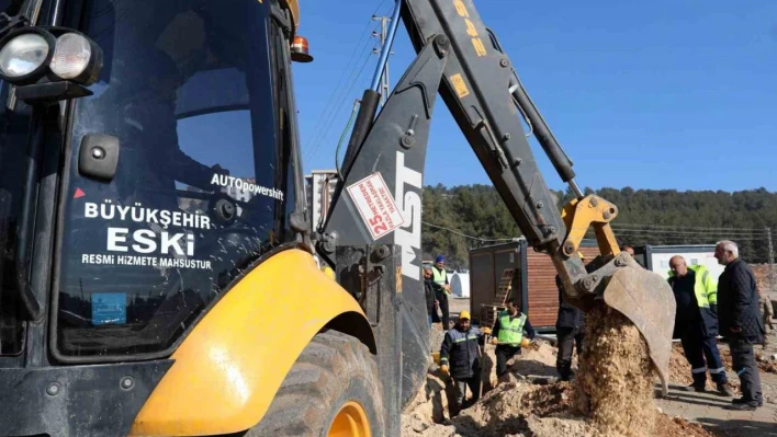 Erzurum Büyükşehir Belediyesi Adıyaman'ın altyapısını onarıyor