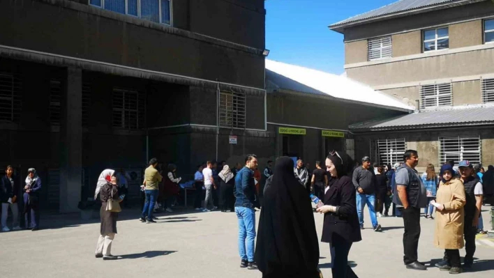 Erzurum'da büyük sınav maratonu başladı