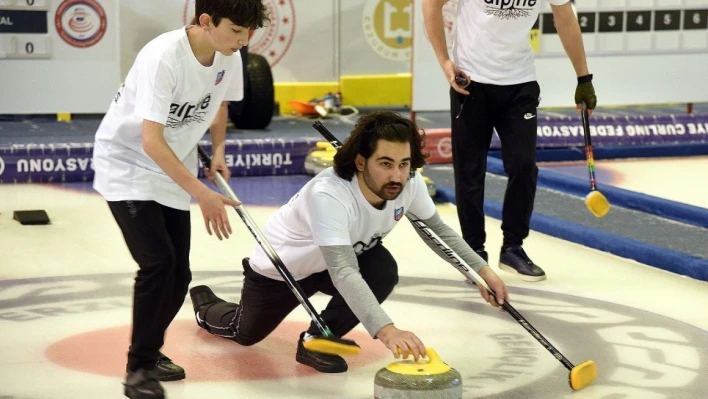 Erzurum'da Curling Heyecanı