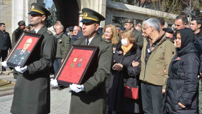 Eski Jandarma Genel Komutanı Şener Eruygur son yolculuğuna uğurlandı