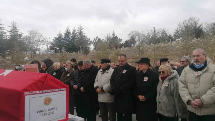 Eski Yargıtay Cumhuriyet Başsavcısı Savaş son yolculuğuna uğurlandı