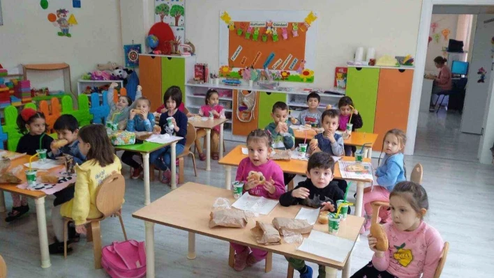 Eskişehirli minikler için okul öncesi ücretsiz yemek uygulaması hayata geçirildi