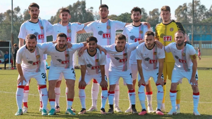 Eskişehirspor kamp programının son maçına çıkıyor