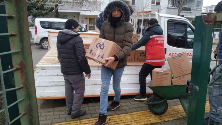 Fabrika gibi liseden deprem bölgesine hijyen malzemesi