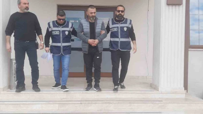 Fethiye'de 26 yıl 9 ay hapis cezası bulunan şahıs yakalandı