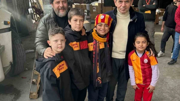 Galatasaray Başkanı Özbek afet bölgelerini ziyaret etti