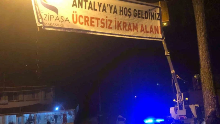 Gazipaşa'da köy konağı afetzedelerin hizmetinde