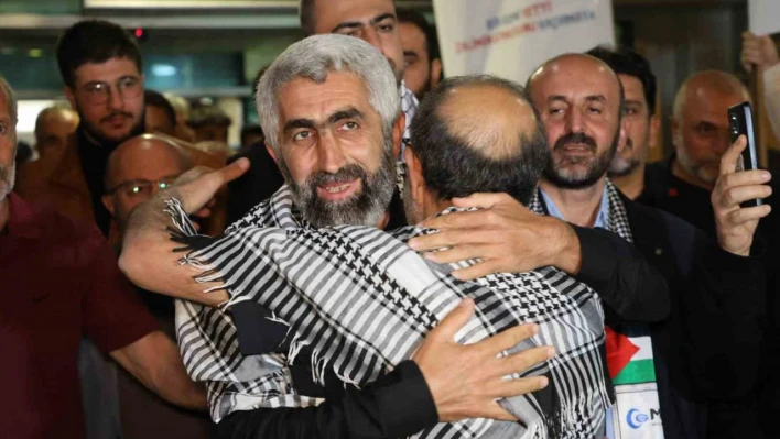 Gazze filosu aktivisti Akılotu: 'İsrail'de Türk pasaportu taşıyan çifte vatandaşlar askerlik yapıyor'