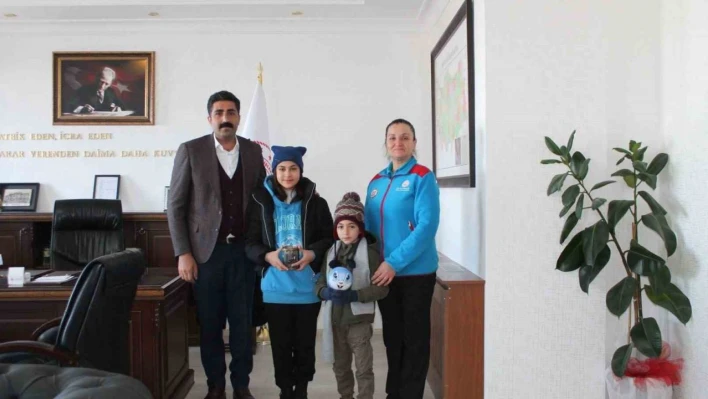 Günyüzülü gençlerden örnek davranış