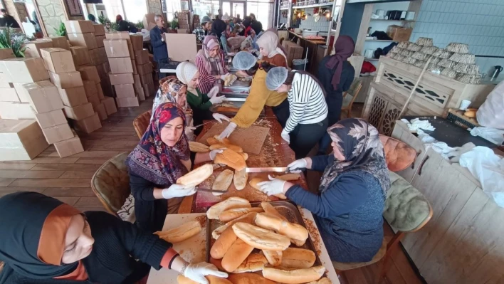 Gürpınar'da depremzedeler için seferberlik
