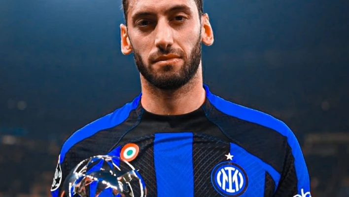 Hakan Çalhanoğlu, ödülünü depremzedelere adadı