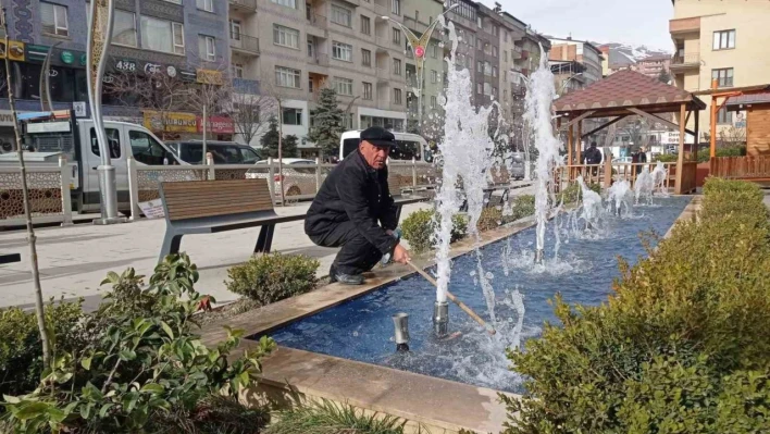 Hakkari'ye renk katan fıskiyeler yeniden devreye alındı