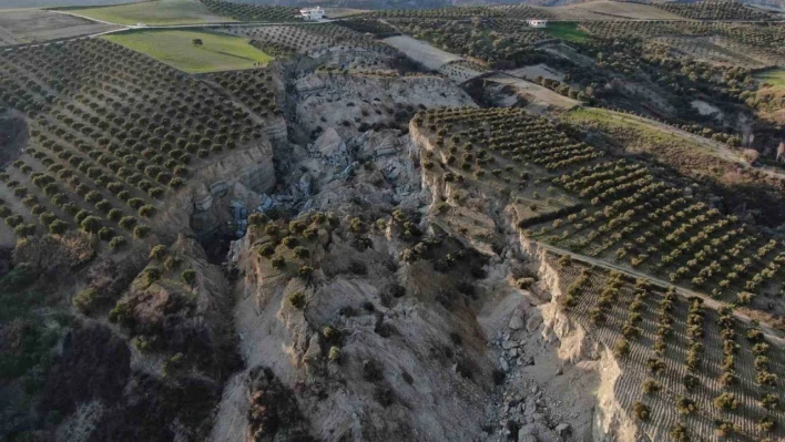 Hatay'da deprem sonrası dehşete düşüren görüntü