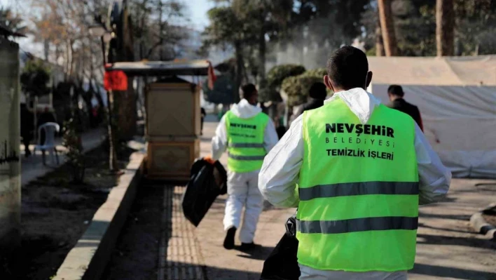 Hatay'ı Nevşehir Belediyesi  temizliyor