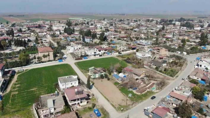 Hatay'ın en küçük ilçesi Kumlu, depremlerin ardından havadan görüntülendi