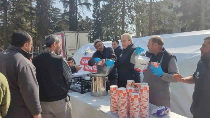 İhlas Vakfı Mütevelli Heyeti Başkanı Aydın: 'Bütün varlığımızla depremzede kardeşlerimizin yanındayız'