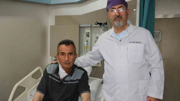 Iraklı hasta üç ülkede bulamadığı şifayı Van'da buldu
