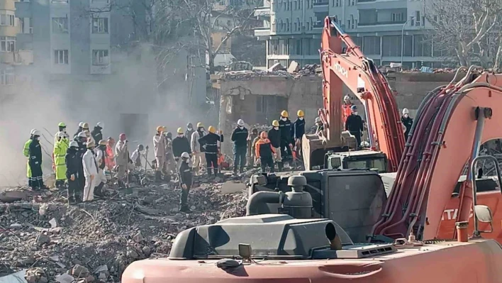 İslahiye'de arama-kurtarma çalışmaları 9'uncu gününde