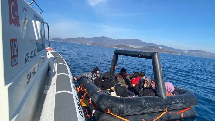 İzmir açıklarında düzensiz göçmen yoğunluğu