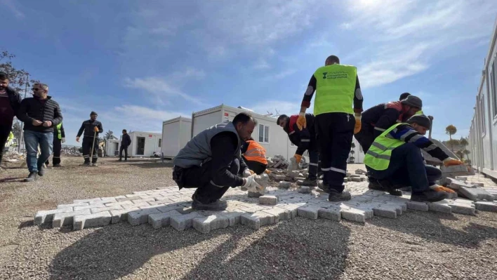 Karacasu'daki konteyner kentte alt ve üstyapı çalışmaları tamamlanıyor